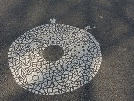 yoyogi park sidewalk decoration