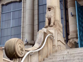 hongwanji front steps