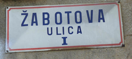 Street sign with improper spacing between letters